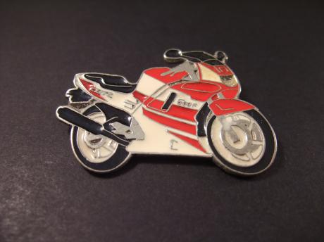Honda CBR600F2, sportieve motor uit de jaren negentig, rood